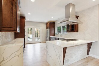 175 S Jasmine St in Denver, CO - Building Photo - Building Photo