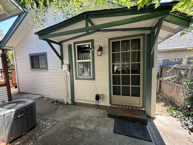 1306 Reddy Ave
