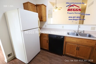 300 S Terrace Ave in Liberty, MO - Building Photo - Building Photo