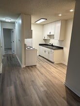 640 S. 4th St. in Ames, IA - Building Photo - Interior Photo