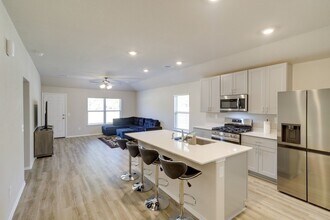 2003 Buckland Holw Trl in Spring, TX - Building Photo - Building Photo