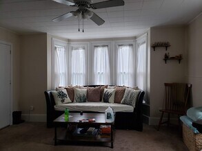 306 Washington St, Unit 2 in Whitman, MA - Building Photo - Building Photo