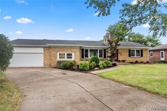 5100 Kingwood Dr in St. Louis, MO - Building Photo - Building Photo