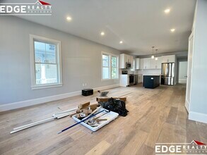 51 Fairbanks St, Unit 1 in Boston, MA - Building Photo - Building Photo