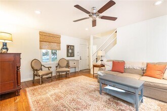 2690 Ridgemore Rd NW in Atlanta, GA - Building Photo - Building Photo