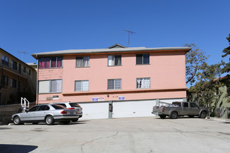 Ladera Pines in Los Angeles, CA - Building Photo - Building Photo