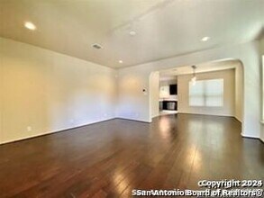 7106 Sunny Day in San Antonio, TX - Building Photo - Building Photo