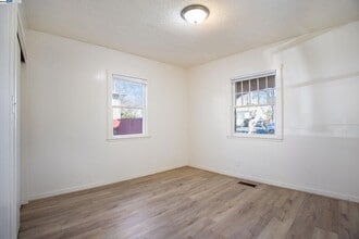 60 Maitland Dr in Alameda, CA - Building Photo - Building Photo