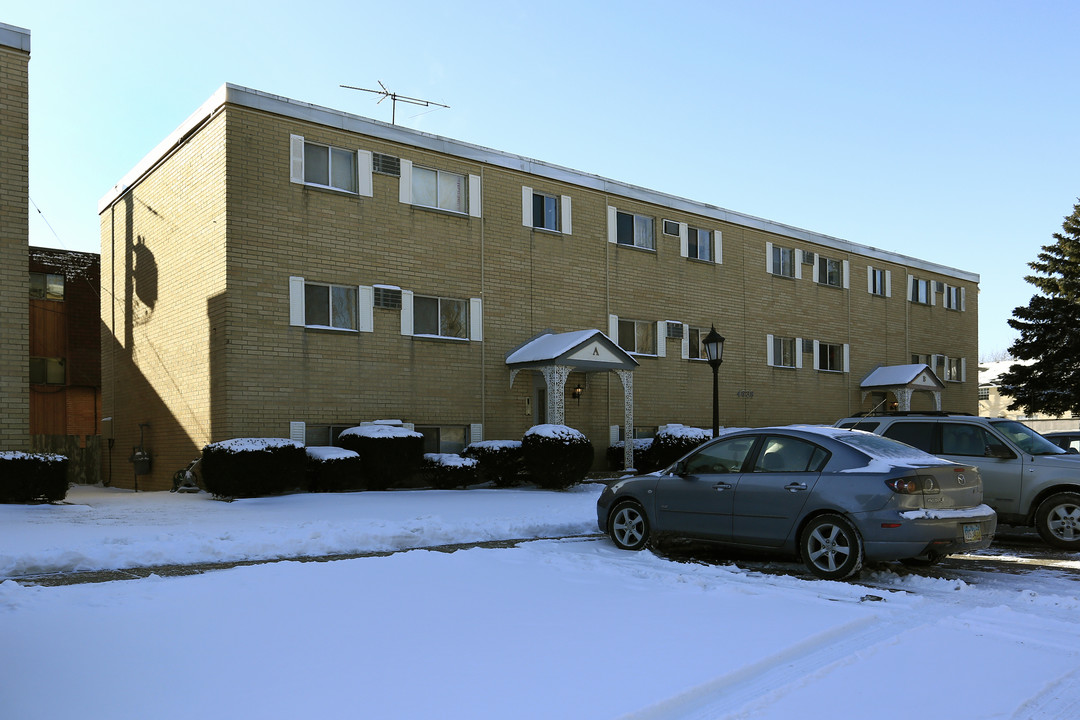 Windhaven Apartments in Lorain, OH - Building Photo