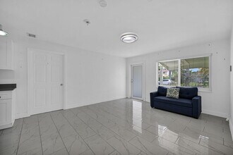 2933 NE 12th Terrace in Pompano Beach, FL - Building Photo - Building Photo