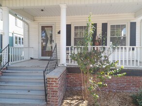 1118 N Elmwood Ave in Peoria, IL - Building Photo - Building Photo