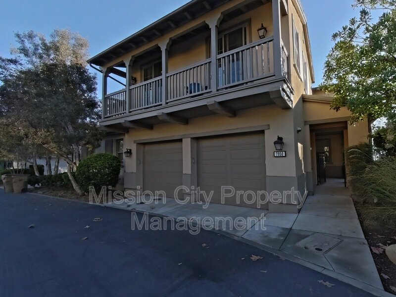 7950 Whimbrel Ln in Goleta, CA - Building Photo