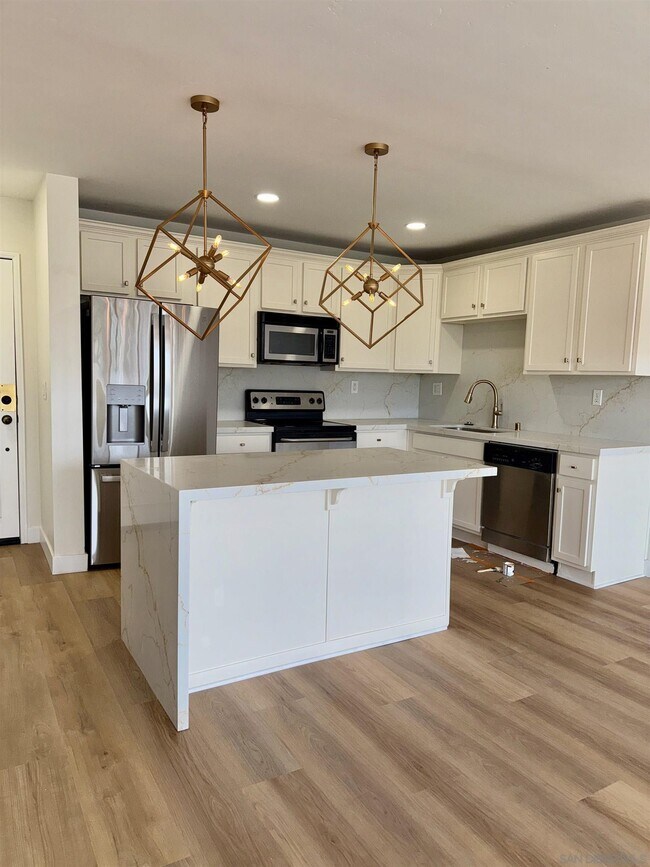 4501 Collwood Blvd-Unit -15 in San Diego, CA - Building Photo - Building Photo