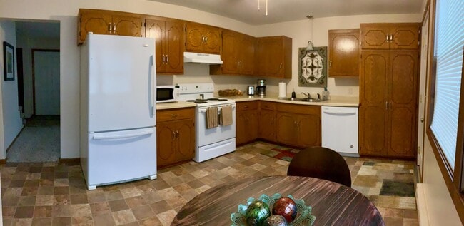 property at 334 4th St N