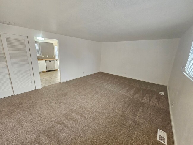 966 Austin Ave in Salt Lake City, UT - Building Photo - Building Photo