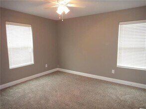709 W Hull St in Denison, TX - Building Photo - Building Photo