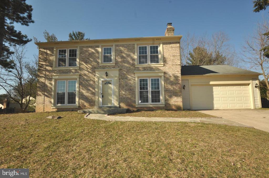4301 Scotch Meadow Ct in Olney, MD - Building Photo