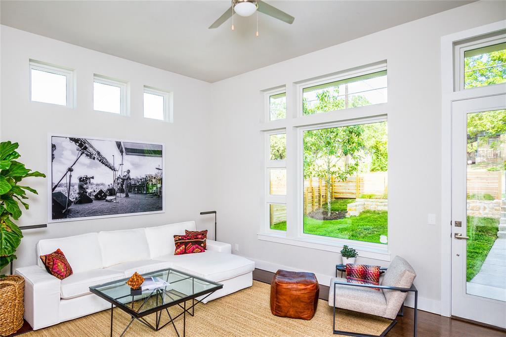 2716 S 5th St in Austin, TX - Building Photo