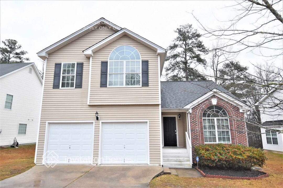 2312 Vineyard Ct in Villa Rica, GA - Building Photo