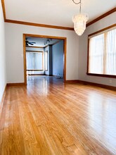 6042 W Miami Ave in Chicago, IL - Building Photo - Building Photo