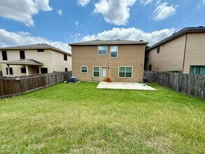 10843 Canter Spur in San Antonio, TX - Building Photo - Building Photo