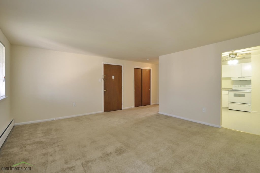 Parkview Court Apartments in Yeadon, PA