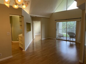 5910 Morningstar Cir in Delray Beach, FL - Building Photo - Building Photo