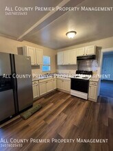 511 S Dollins Ave in Orlando, FL - Building Photo - Building Photo