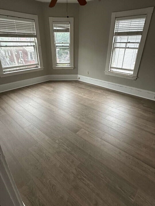 5 Wellington Ave in Waltham, MA - Building Photo