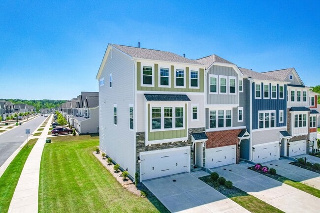 2245 Kettle Falls Station in Apex, NC - Building Photo - Building Photo