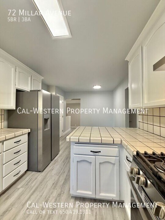 72 Millar Ave in San Jose, CA - Building Photo