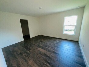 7702 Lakeland Blvd in Fort Pierce, FL - Building Photo - Building Photo