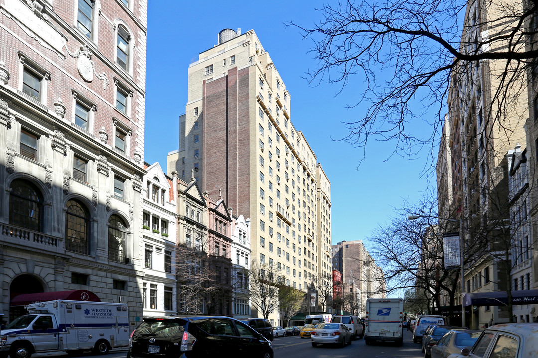 115 West 86 Street in New York, NY - Building Photo