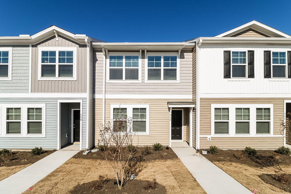 548 Wendell Falls Pkwy in Wendell, NC - Building Photo