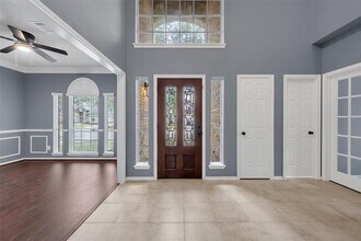9407 Sundance Dr in Pearland, TX - Foto de edificio - Building Photo