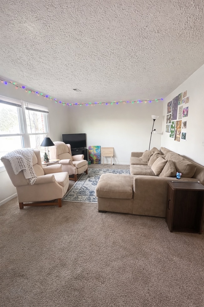 148 Clover Valley Cir in Blacksburg, VA - Building Photo - Building Photo