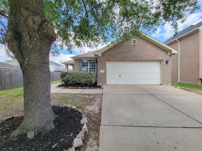 9311 Melvin Oaks Dr in Houston, TX - Building Photo - Building Photo