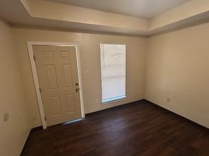2203 Fairchild St in Baton Rouge, LA - Building Photo - Building Photo
