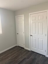 446 W 126th St in Los Angeles, CA - Foto de edificio - Building Photo