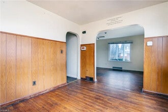 902 E Boston Ave in Youngstown, OH - Building Photo - Building Photo