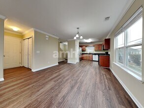 8 Sunnydale Ln in Port Wentworth, GA - Foto de edificio - Building Photo