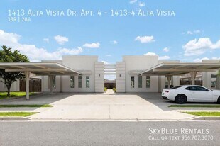 1413 Alta Vista Dr in Progreso Lakes, TX - Building Photo