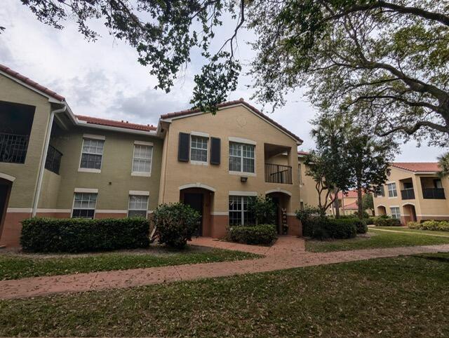 10306 Fox Trail Rd S in Royal Palm Beach, FL - Building Photo