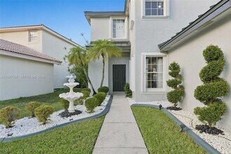 18087 SW 30th Ct in Miramar, FL - Building Photo - Building Photo