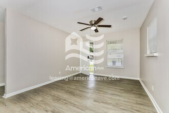 7212 Knollwood Rd in Little Rock, AR - Foto de edificio - Building Photo