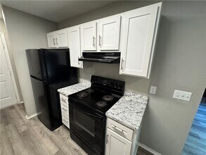 1374 N Chickadee Ave in Fayetteville, AR - Building Photo - Building Photo