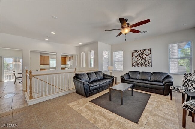 6646 Colorado Spruce St in Las Vegas, NV - Building Photo - Building Photo