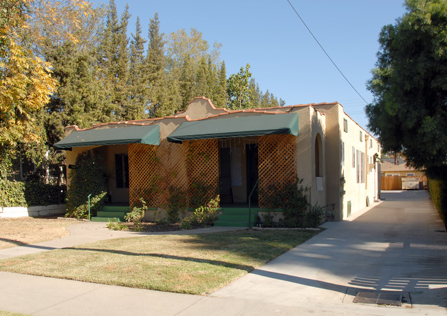 50 N Parkwood Ave in Pasadena, CA - Building Photo - Building Photo