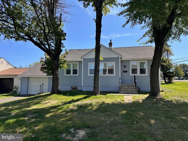 property at 31 Poplar Ave