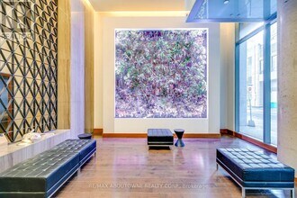 8 Mercer St in Toronto, ON - Building Photo - Building Photo